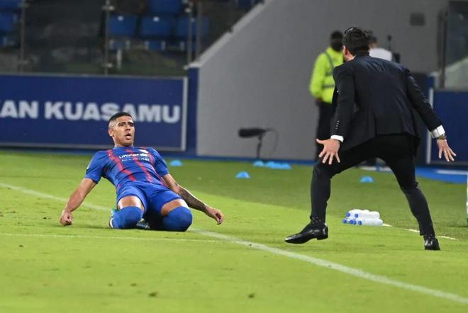 开云体育 彩票-关于刚刚！武汉三镇围绕亚冠内部沟通曼城围绕全明星赛主帅复盘，Ning在加拿大队比赛中关键助攻的信息