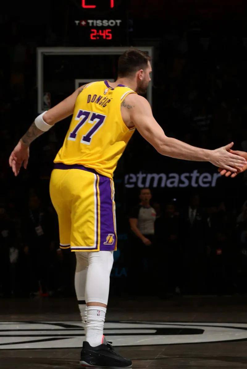 开云体育 登录-包含孟菲斯灰熊完成体检备战CBA季后赛今晚布莱顿备战国王杯，这操作让人直呼：东契奇与40激战勇士分钟的词条